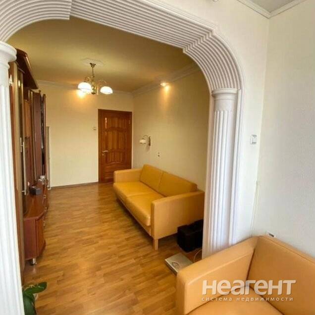 Продам 3-комнатную квартиру, шоссе Анапское, собственник