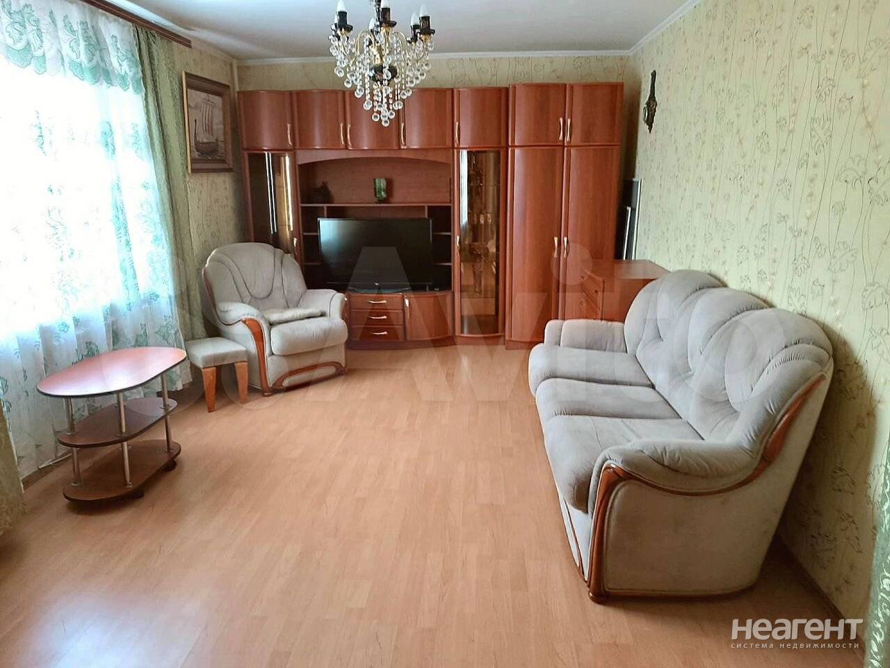 Сдам 2-х комн. квартиру, 3-й микрорайон, проспект Ленина