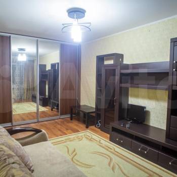 Сдается 1-комнатная квартира, 38 м²