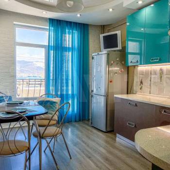 Сдается 1-комнатная квартира, 43 м²