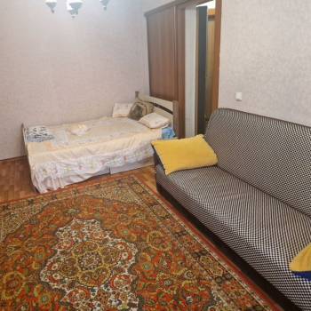 Сдается 1-комнатная квартира, 42 м²