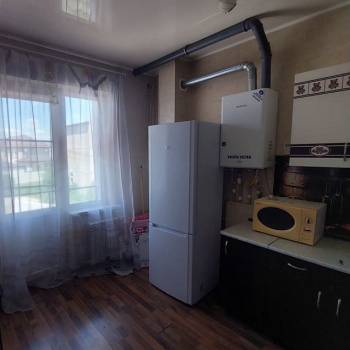 Продается 1-комнатная квартира, 40 м²