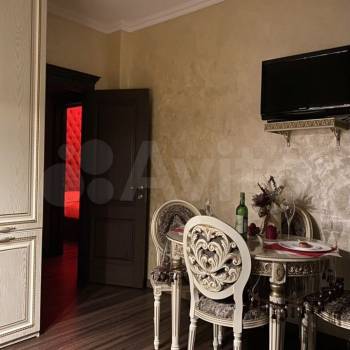 Сдается 1-комнатная квартира, 42 м²