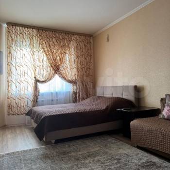 Сдается 1-комнатная квартира, 40 м²