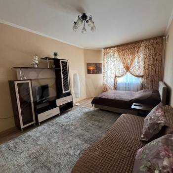 Сдается 1-комнатная квартира, 40 м²