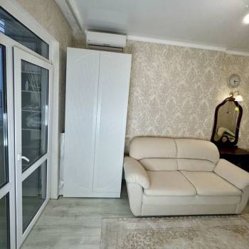 Продается 1-комнатная квартира, 38 м²