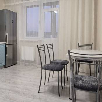 Сдается 1-комнатная квартира, 48 м²