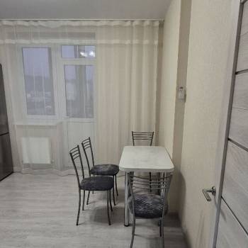 Сдается 1-комнатная квартира, 48 м²