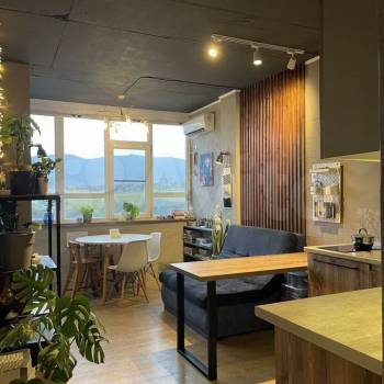 Сдается 1-комнатная квартира, 61 м²