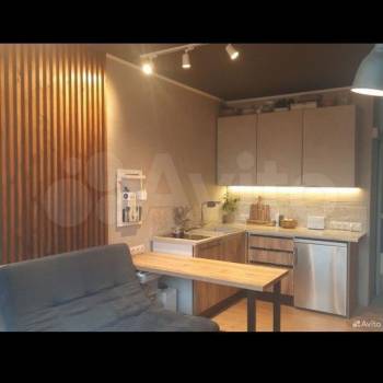 Сдается 1-комнатная квартира, 61 м²