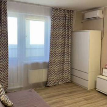 Сдается 1-комнатная квартира, 46 м²