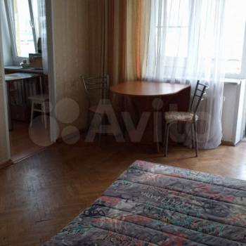 Сдается 1-комнатная квартира, 30 м²