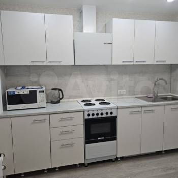 Сдается 1-комнатная квартира, 40,6 м²