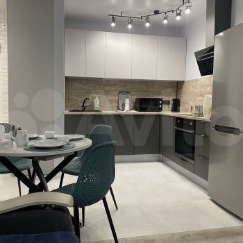 Сдается 1-комнатная квартира, 42 м²