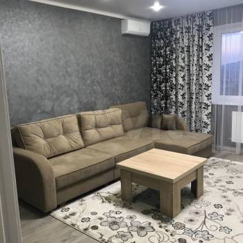 Сдается 1-комнатная квартира, 55 м²