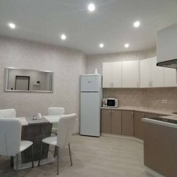 Сдается 1-комнатная квартира, 52 м²