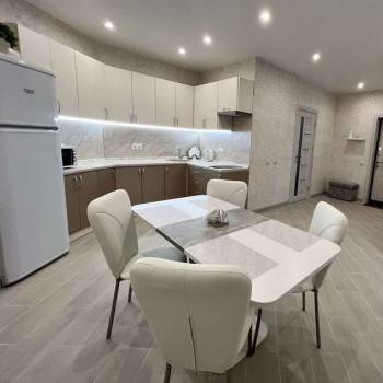 Сдается 1-комнатная квартира, 52 м²