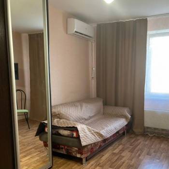 Сдается 1-комнатная квартира, 37,8 м²