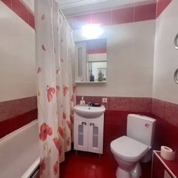 Сдается 1-комнатная квартира, 42 м²