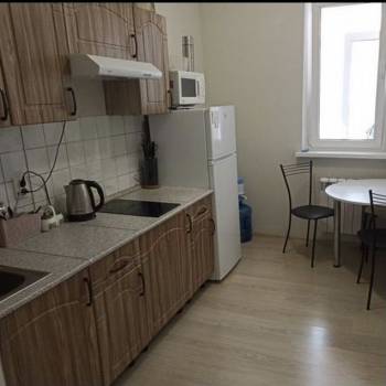 Сдается 1-комнатная квартира, 42 м²