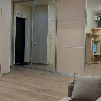 Сдается 1-комнатная квартира, 37 м²