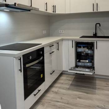 Продается 2-х комнатная квартира, 58 м²