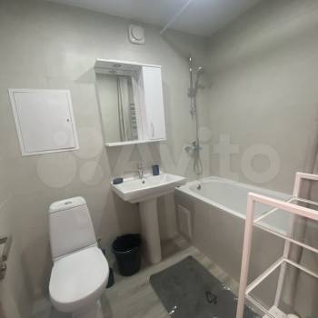 Сдается 1-комнатная квартира, 37 м²