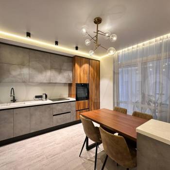 Сдается 1-комнатная квартира, 50 м²