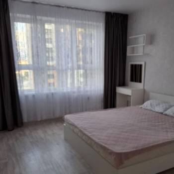 Сдается 2-х комнатная квартира, 65 м²