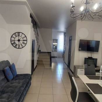 Продается Дом, 280 м²