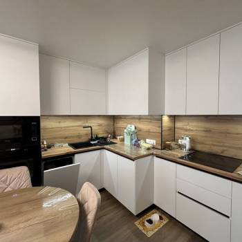 Продается 2-х комнатная квартира, 58 м²