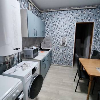 Сдается Многокомнатная квартира, 64 м²