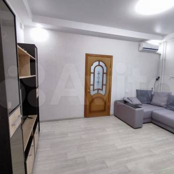 Сдается Многокомнатная квартира, 64 м²