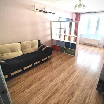 Продается 2-х комнатная квартира, 63 м²