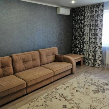 Сдается 1-комнатная квартира, 55 м²