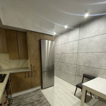 Продается 1-комнатная квартира, 38 м²