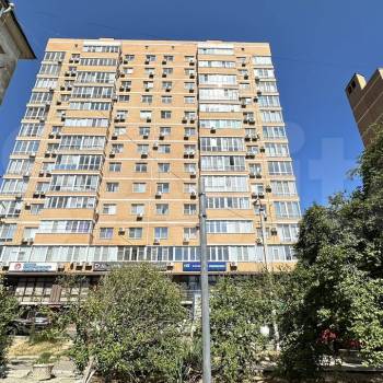 Сдается 1-комнатная квартира, 46 м²