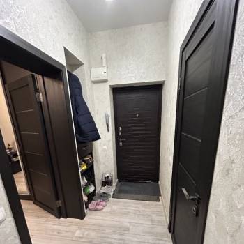 Продается 1-комнатная квартира, 41 м²