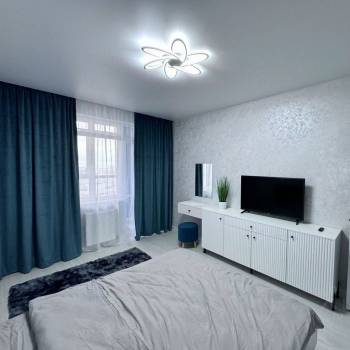 Продается 1-комнатная квартира, 43 м²