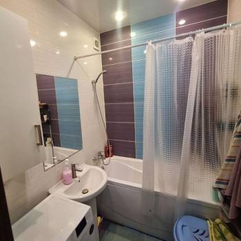 Продается 2-х комнатная квартира, 72 м²