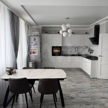 Продается 3-х комнатная квартира, 105 м²
