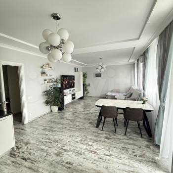 Продается 3-х комнатная квартира, 105 м²