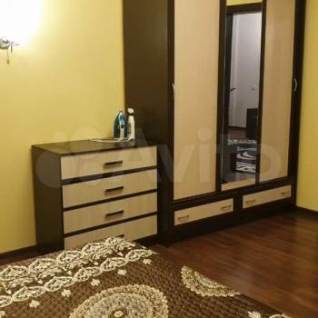 Сдается 2-х комнатная квартира, 75 м²