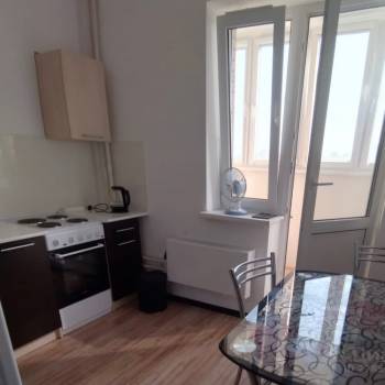 Сдается 1-комнатная квартира, 38,2 м²