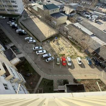 Продается 1-комнатная квартира, 32 м²
