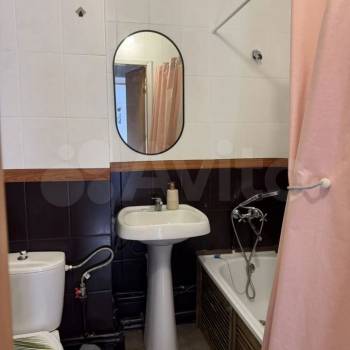 Продается 1-комнатная квартира, 32 м²
