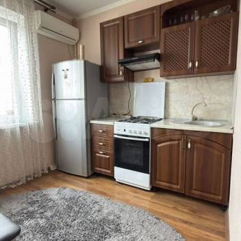 Продается 1-комнатная квартира, 39 м²