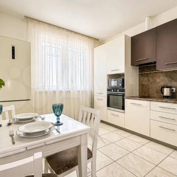 Сдается 1-комнатная квартира, 47 м²
