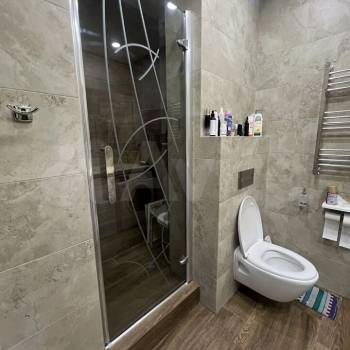 Продается 2-х комнатная квартира, 81 м²
