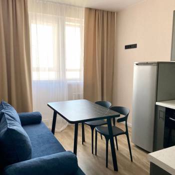 Продается 1-комнатная квартира, 39 м²